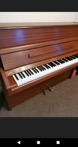 Upright piano - upright,