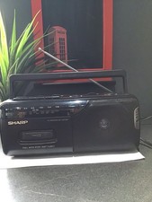 VINTAGE SHARP QT-110 PORTABLE RADIO CASSETTE RECORDER. Fully Working . ⭐️