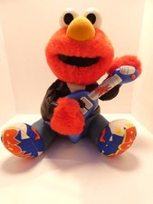 Elmo with guitar 1998 vintage rock and roll, in great working order