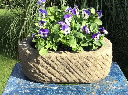 Small stone oval - oval, garden
