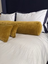 7x Zoffany Curzon Velvet Cushions, Bolster Etc