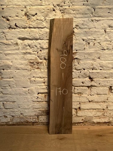 Waney edge live walnut - ,