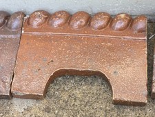 Rope top edge tiles, Victorian