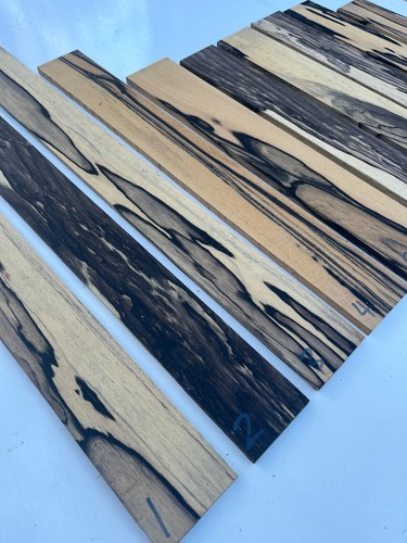 Pale moon ebony - pale,