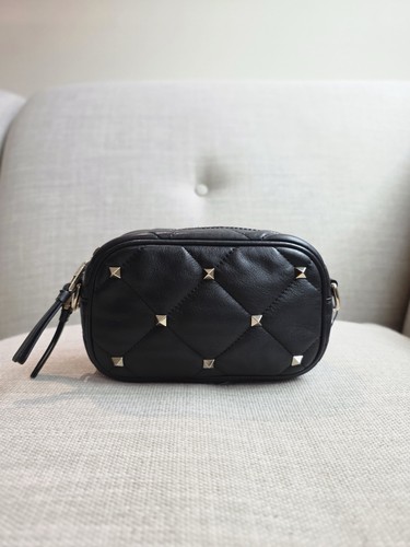 Valentino garavani rockstud - garavani,