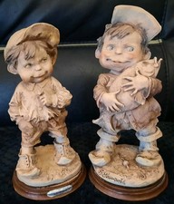 2x Gullivers World By G