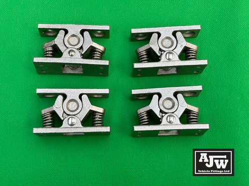 Door retainer stainless - 4,