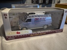 1/43 GREENLIGHT DIECAST 1986