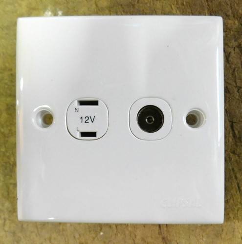 Clipsal electrics 12v - electrics,