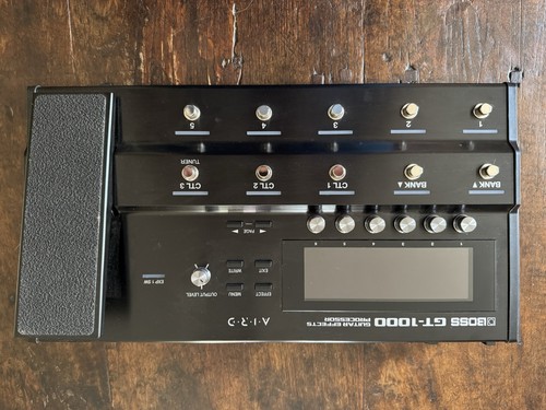 Boss 1000 guitar effects - boss,