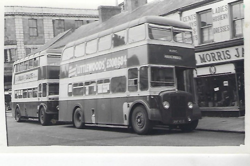 Bus photo xny413 aberdare udc - xny413,
