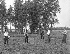 ANTIQUE GLASS PLATE PHOTO NEGATIVE - AFTERNOON OF CROQUET IN THE COUNTRYSIDE