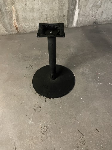 Table base for restaurant - table,