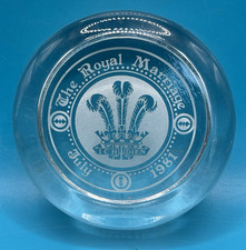 Vintage Royal wedding Glass Paperweight 1981 - Lady Diana & Charles Marriage