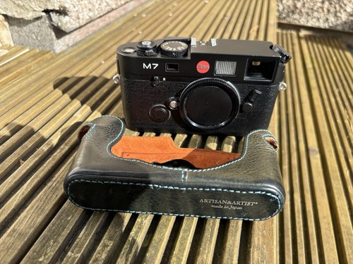 Leica film rangefinder - m7,
