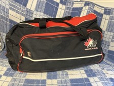 Canada Ice Hockey Bag Hold-all Equipment 30 Inches With Wheels