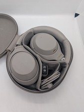 Sony WH-1000XM4 Silver Wireless Bluetooth Noise-Cancelling Over-Ear Headphones.