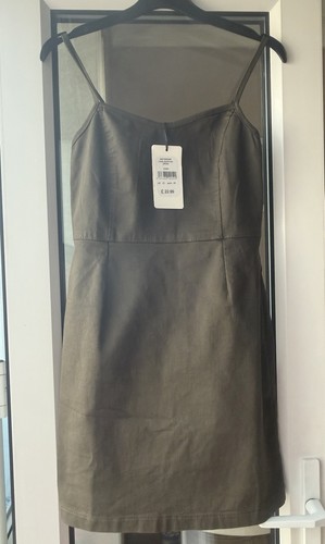 Ladies select dress size - select,