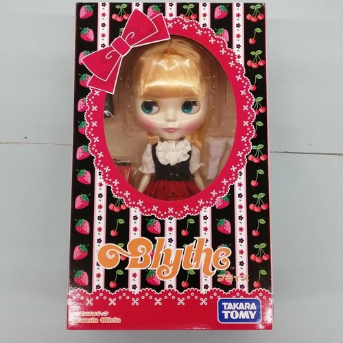 Neo blythe cousin olivia - neo,