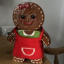 GINGERBREAD MAN LADY CERAMIC
