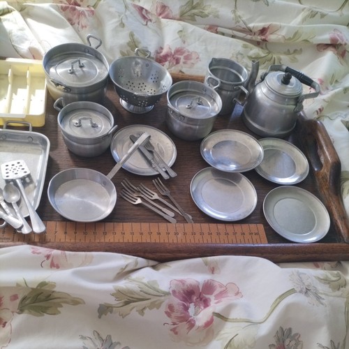 Childs vintage tin aluminium - childs,