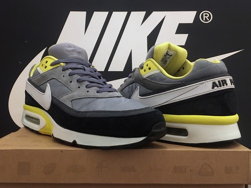 Vtg 2013 nike - air, bw