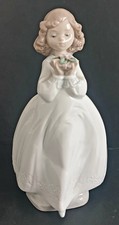 NAO LLADRO "FLOWER GIRL" 1444