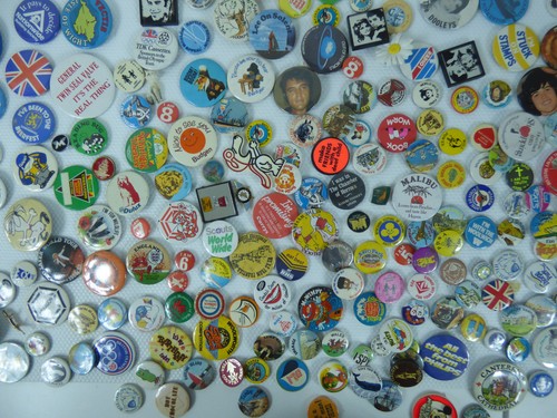 150 vintage pin badge - 150+,