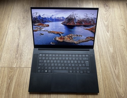 Razer blade base 2020 - blade,