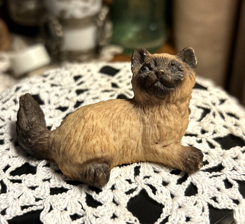 Stone critters himalayan cat - stone,