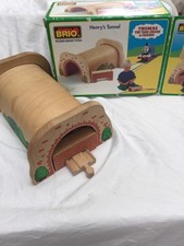 Henry’s Tunnel Thomas brio 32483 Train Wooden Set with brick wall boxed
