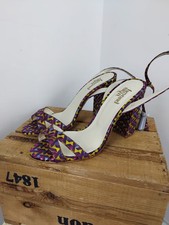 Beyond Skin Vegan Colourful