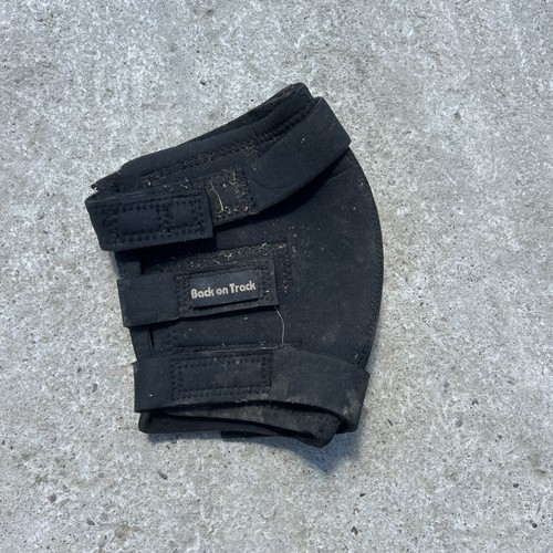 Back track hock boot - on,