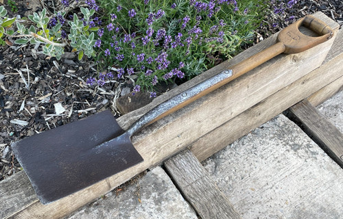 Vintage branded handle - d,