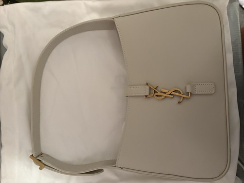 100 authentic ysl - 100%,