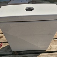 Arezzo Rimless CC Toilet Cistern with Push Button Flush