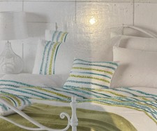 Ruffles Duvet Set in White &