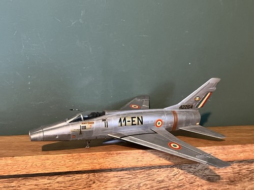 Hasegawa b18 north - 1:72,