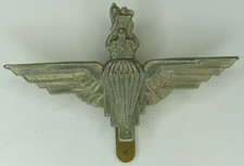 Vintage Pre-1953 KC  PARACHUTE REGIMENT Cap Badge