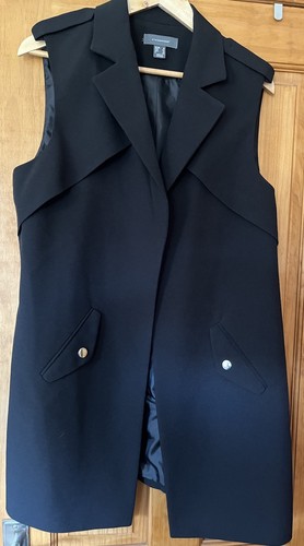 Primark black sleeveless - -,