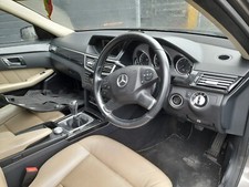 MERCEDES C E W204 W212 MANUAL