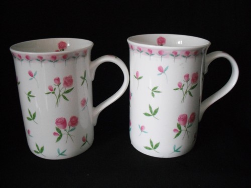 Pair vintage rayware - pair,