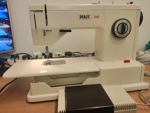 Good working pfaff - good,