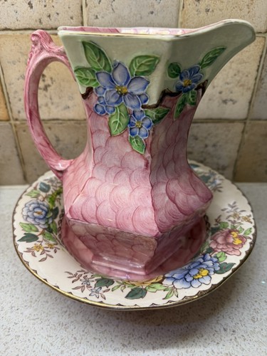Maling hand painted ceramic - hand,