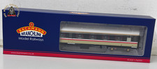 Bachmann 39-830A BR MK1 FO First Open BR InterCity Charter (Swallow) - OO Gauge