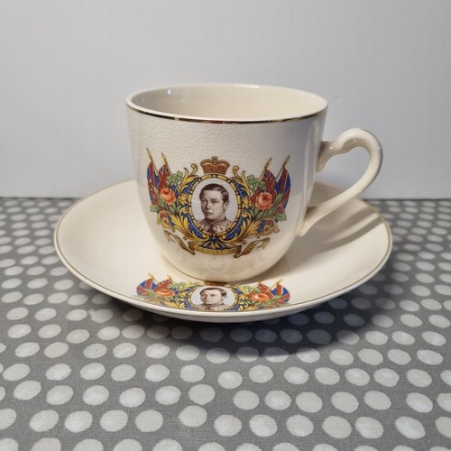 Soho pottery solian ware king - ware,
