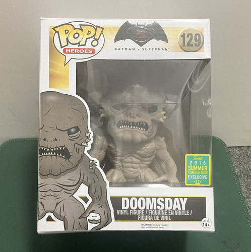 Funko pop heroes doomsday - heroes,