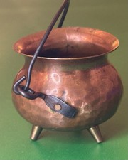 Vintage Mini Hammered Copper Cauldron Witches Pot Offering, Handle & Brass Legs
