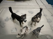 Schleich Husky Dog Family Male 16371 Female 16372 Puppies 16373 16374 RARE VGC
