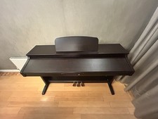 Yamaha TG-8815 Digital Piano